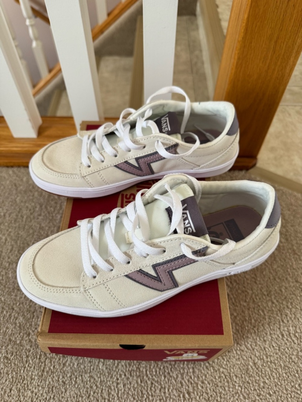 Vans Beige Sneakers with Purple Side Stripe